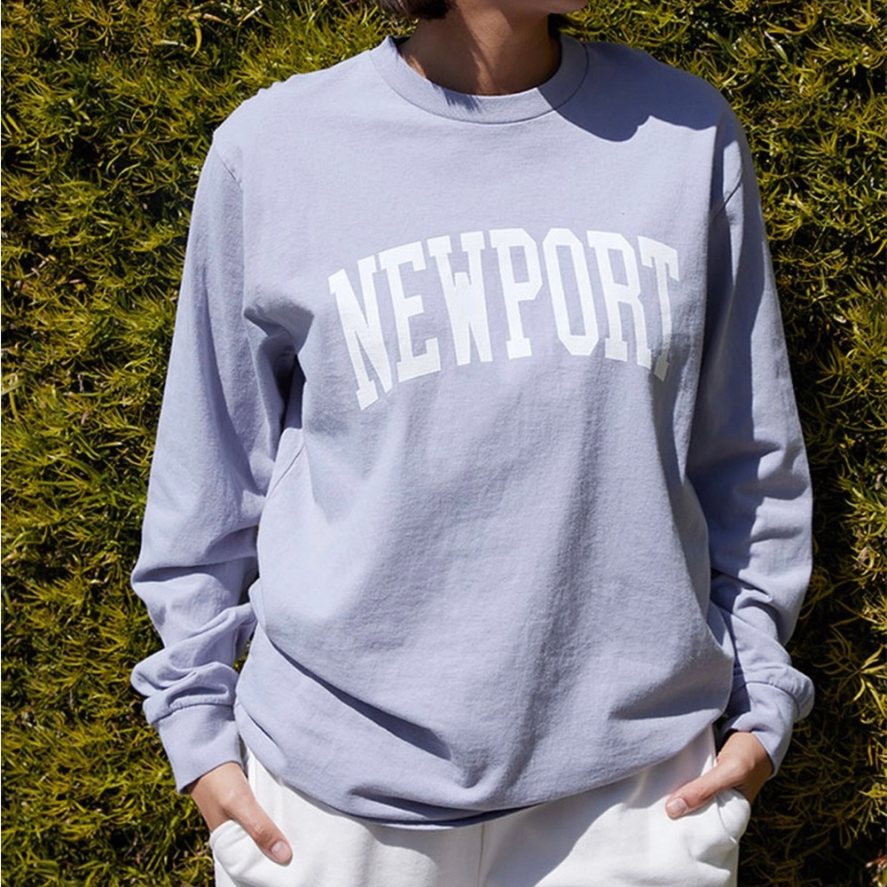newport brandy crewneck